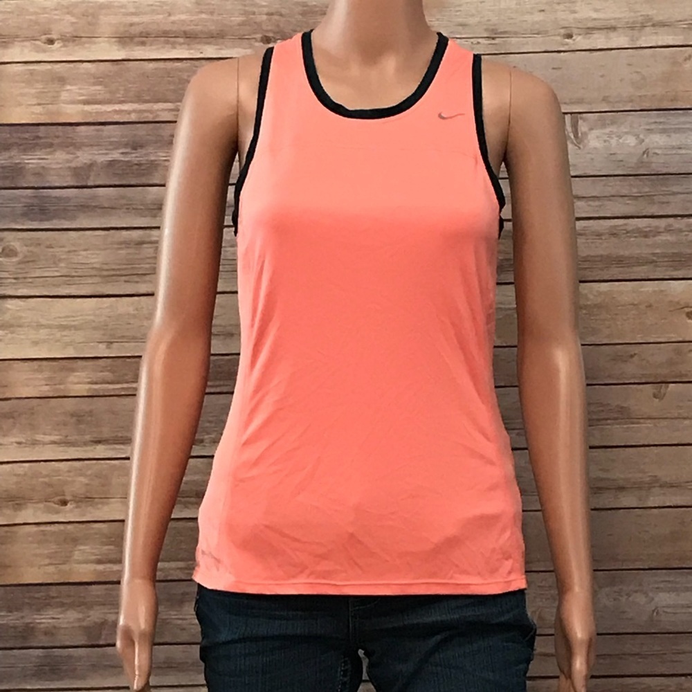 Nike Top 246